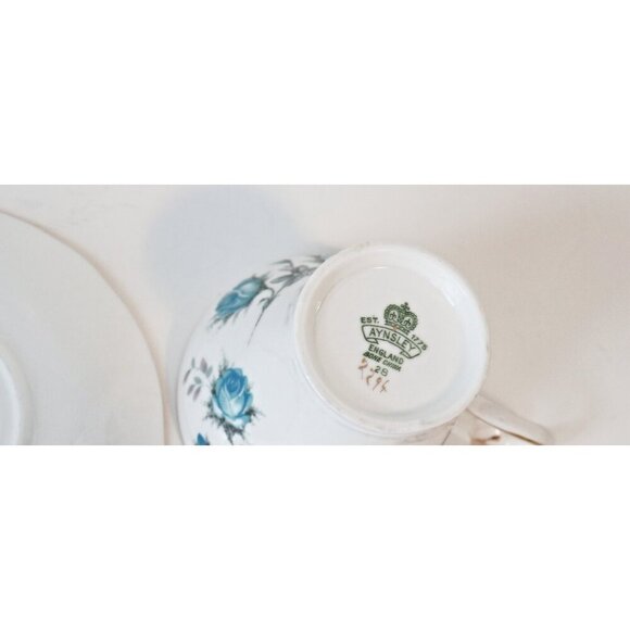 Vintage Aynsley Teacup & Saucer Tea Cup Blue Roses With Gold Gilt 1952 Corset o - Picture 6 of 6